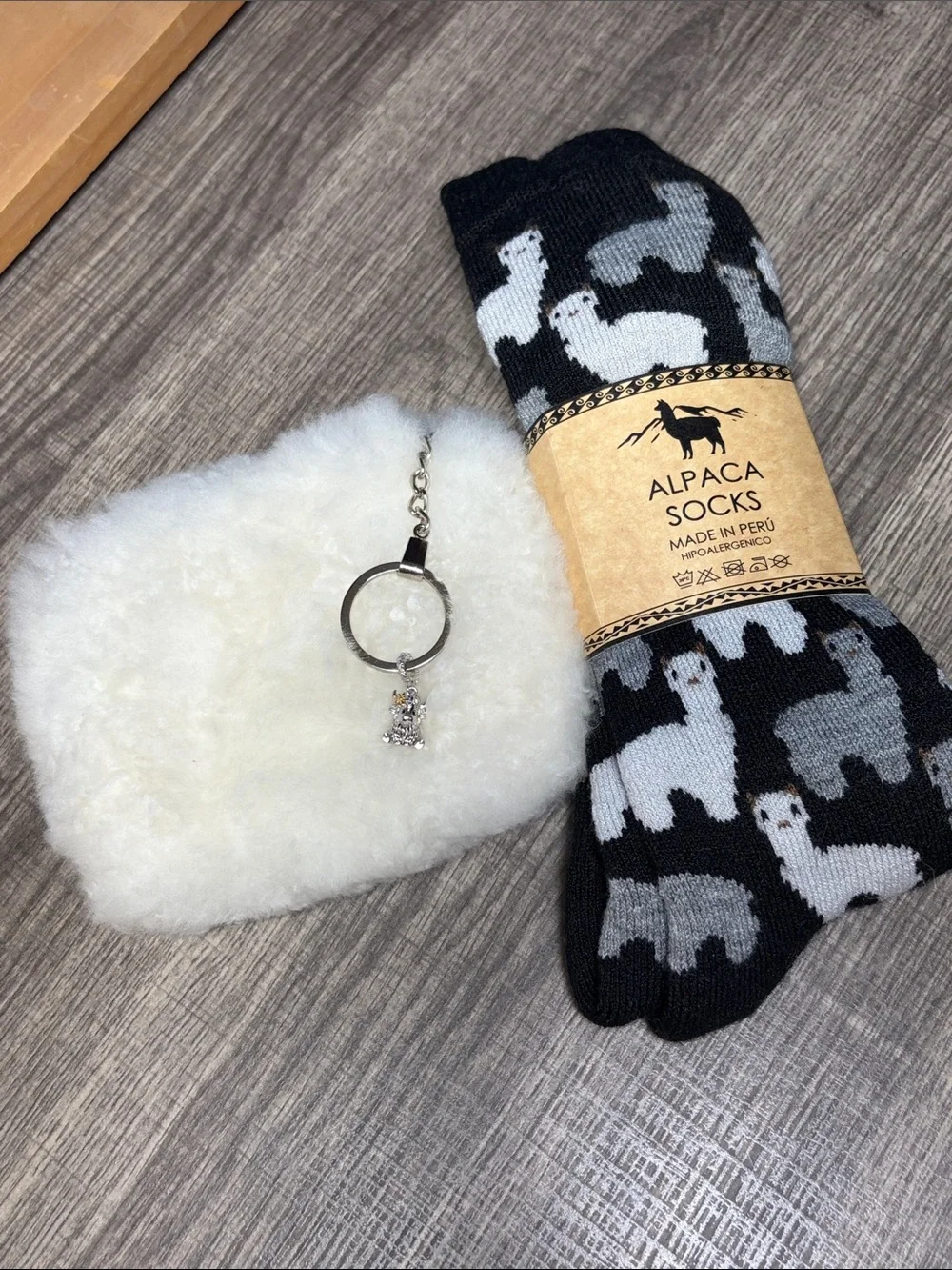 Alpaca Gift Set with Socks and Coin Purse with Highland Cow Charm